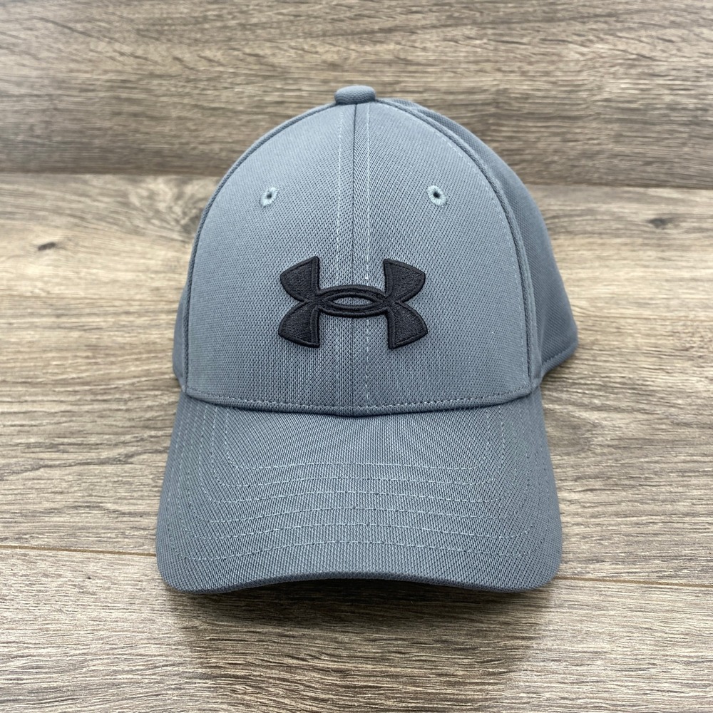 Under Armour Blitzing 3.0 Hat Boys YSM/YMD Gray Stretch Fit Athletic Cap